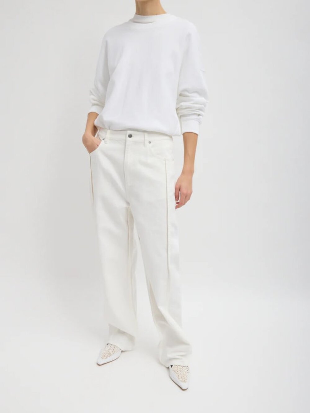Tibi NWOT Spring Denim Tuck Jean White 27 Short